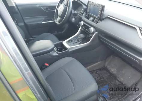 2022 Toyota Rav4 Le z USA, uszkodzony, nr VIN 2T3F1RFV3NW298707